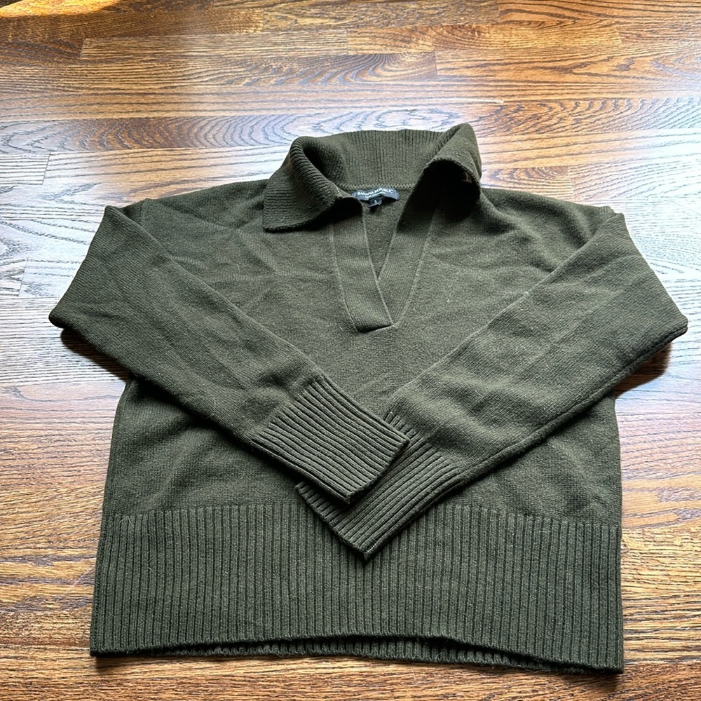 Banana Republic Olive Green Sweater